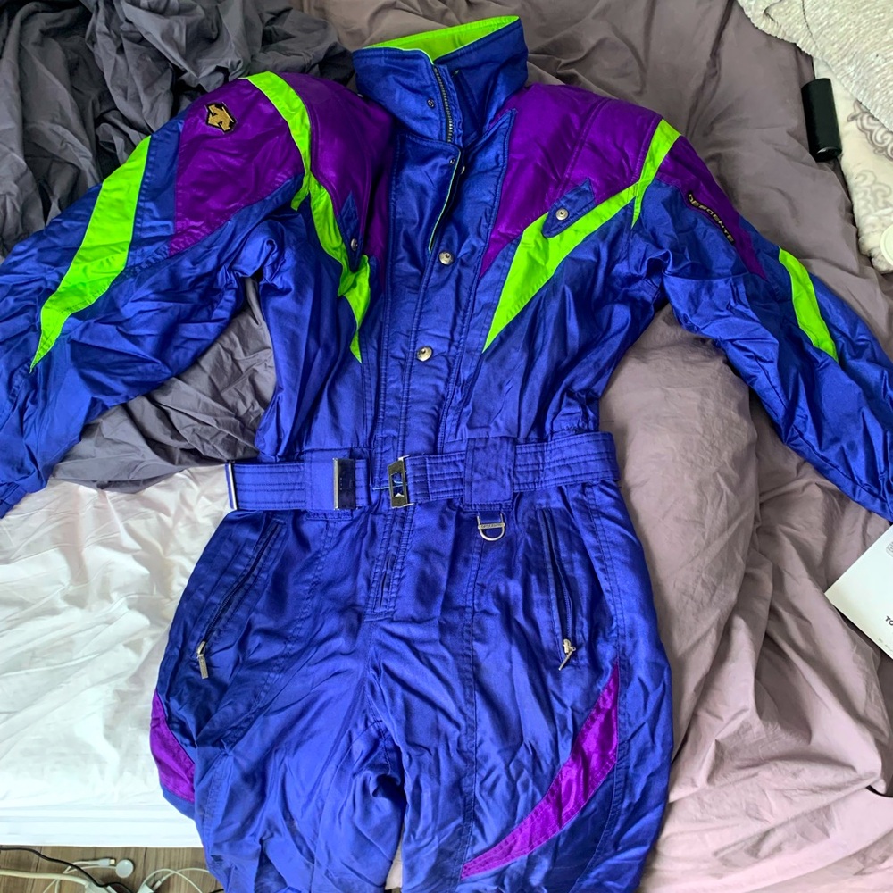 Descente vintage ski suit